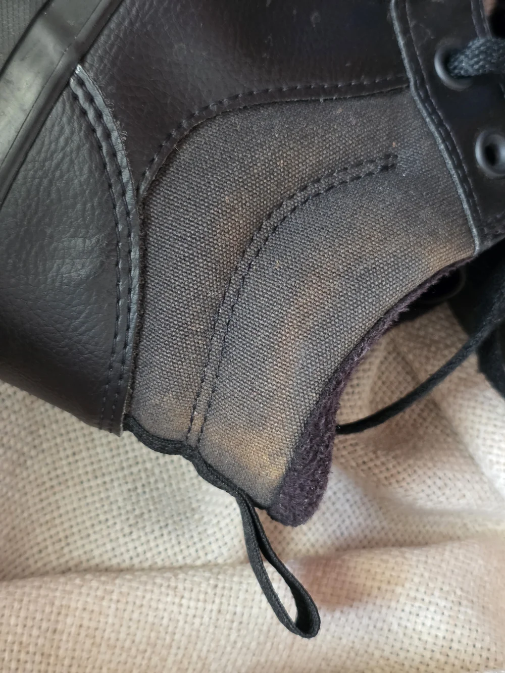 Converse Chuck‎ Taylor All Star Black  Malden Street Boot Water Repellent